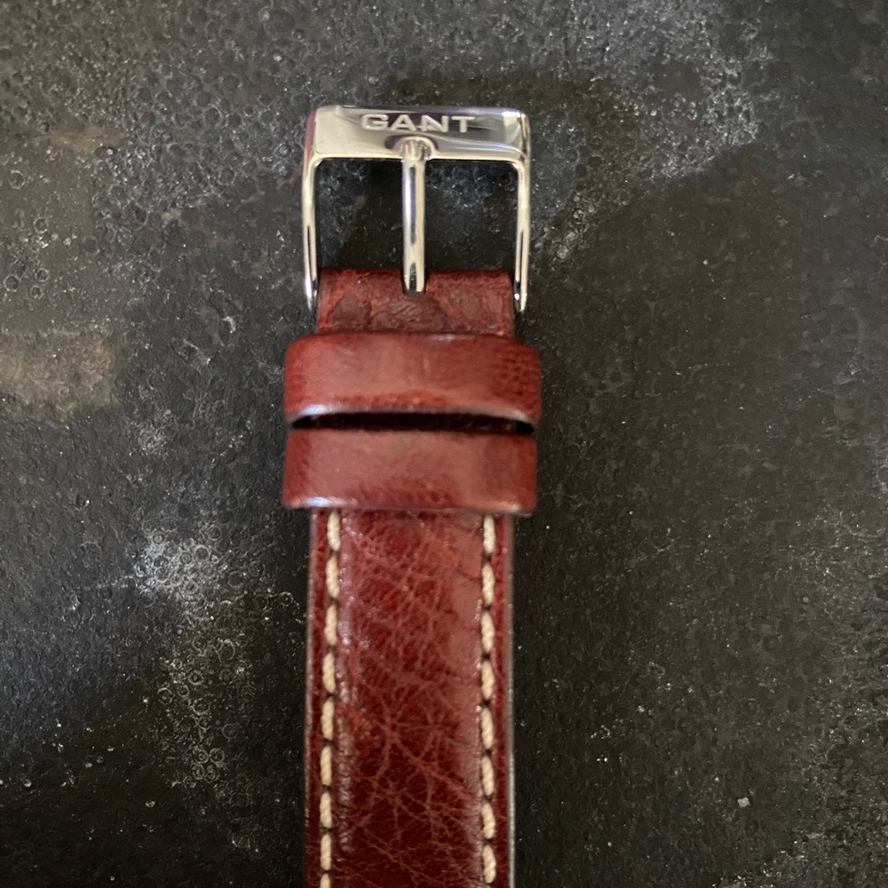 Gant Silver Case Watch With Red Strap View 5